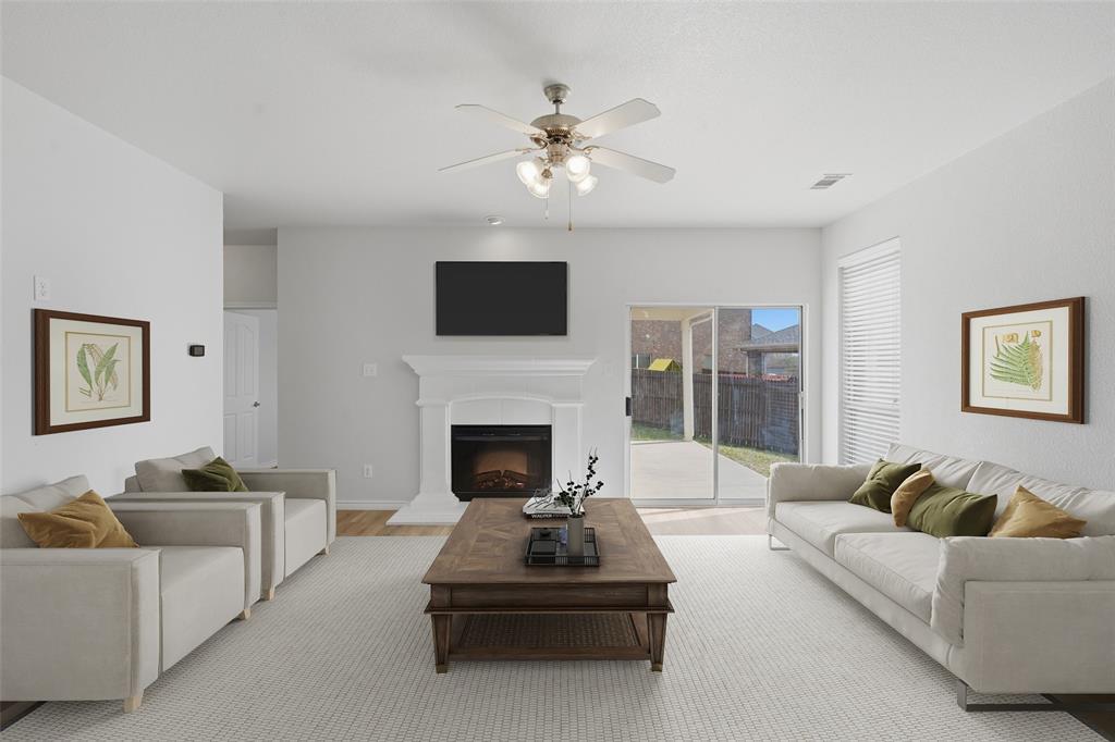 10986 Hawks Landing Road Fort Worth, TX 76052 - Photo 2 of 39