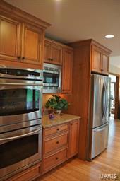 2227 Barnbridge Road Town and Country, MO 63131 - Photo 12 of 34 Gallery Image 12
