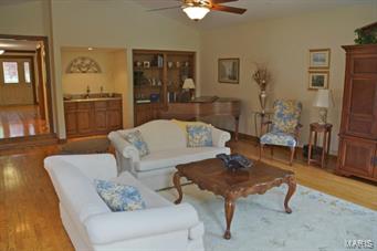 2227 Barnbridge Road Town and Country, MO 63131 - Photo 9 of 34 Gallery Image 9