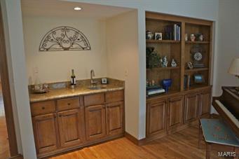 2227 Barnbridge Road Town and Country, MO 63131 - Photo 10 of 34 Gallery Image 10