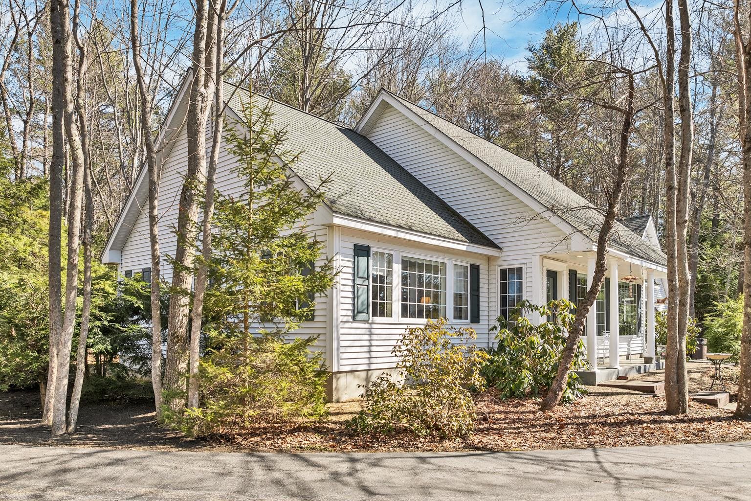 114 Parade Road Barnstead, NH 03225 - Photo 16 of 55