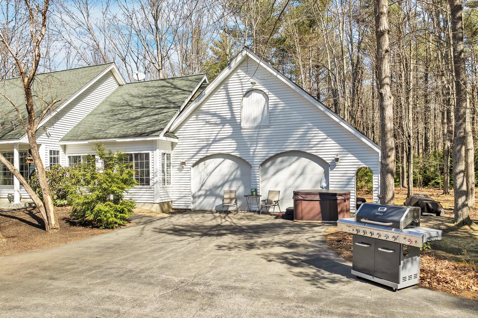 114 Parade Road Barnstead, NH 03225 - Photo 17 of 55