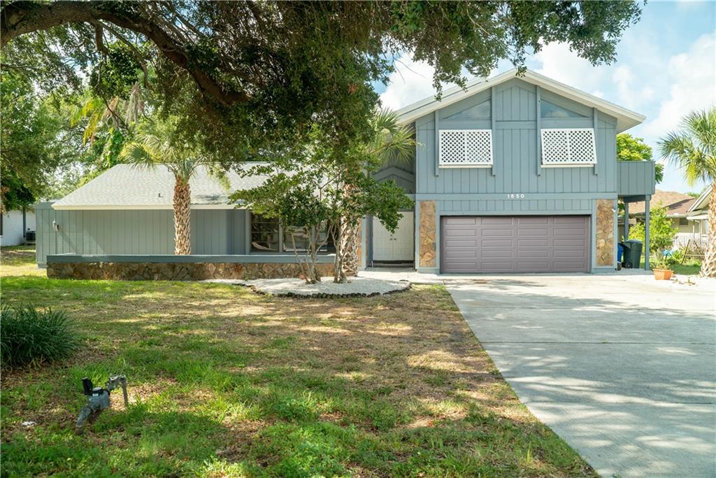 1650 Curlew Road Dunedin, FL 34698 - Photo 1 of 1 Home Exterior