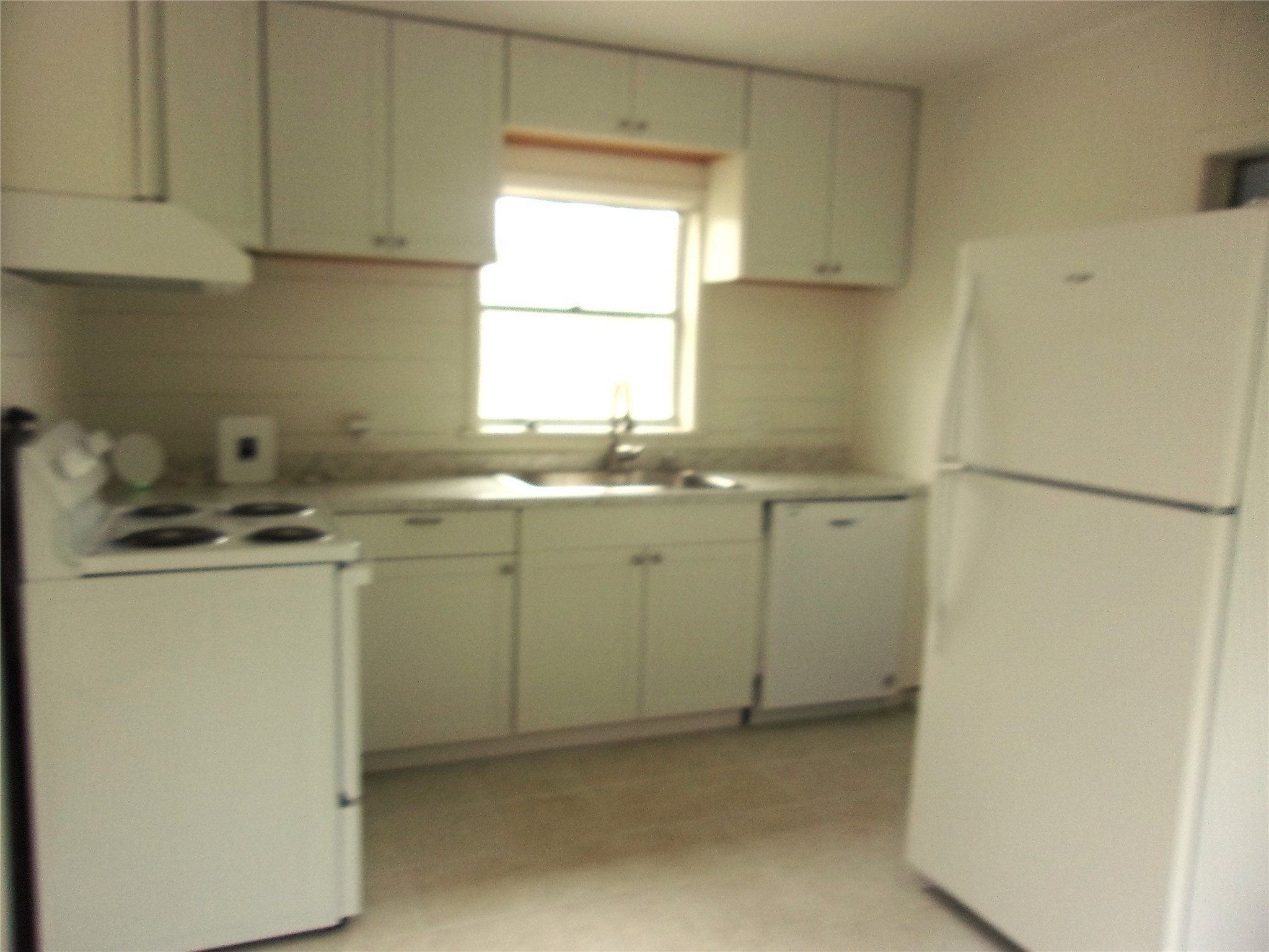 1539 Jerrell Coffee Road Columbus, TX 78934 - Photo 3 of 10 Kitchen