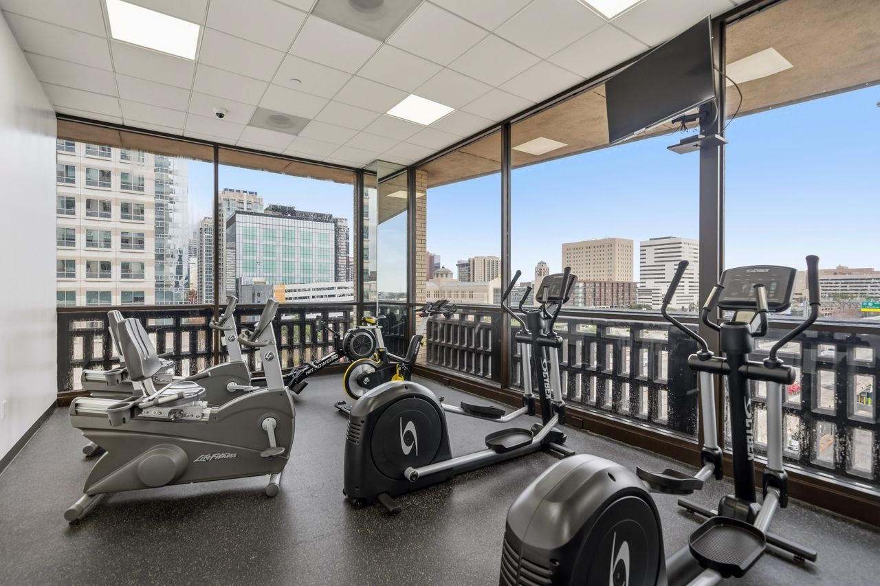2016 Main Street, Unit 701 Houston, TX 77002 - Photo 35 of 43 a view of a room with gym equipment