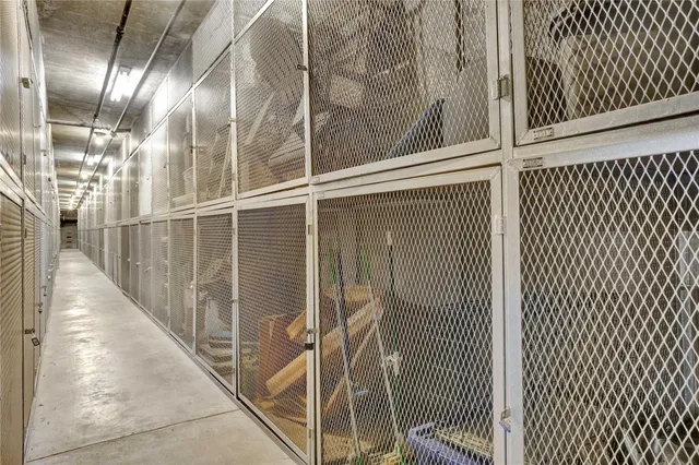 a picture of city view