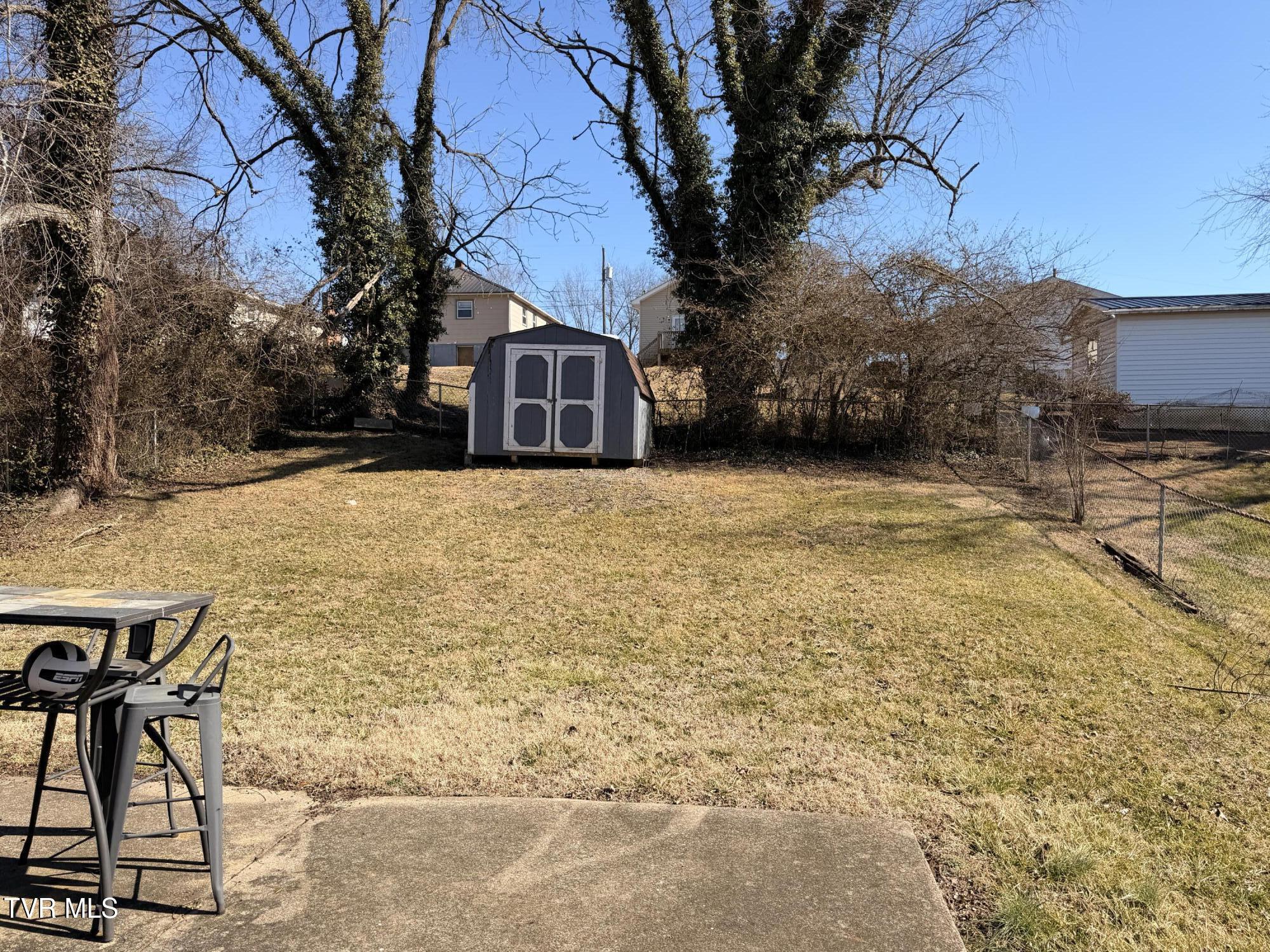 29 24th Street Bristol, TN 37620 - Photo 20 of 21 IMG_1602