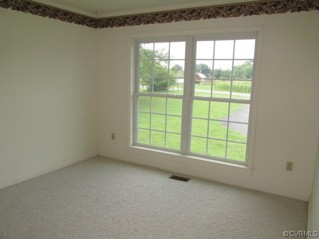 92 Walmsley Road Callao, VA 22435 - Photo 8 of 11 Gallery Image 8