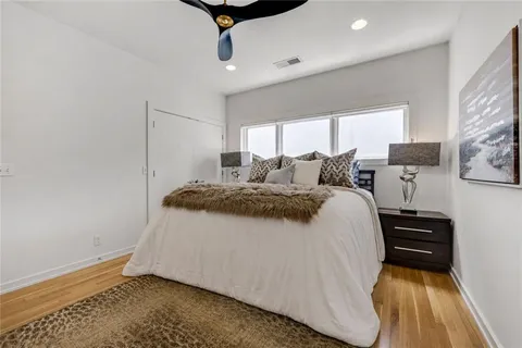 $775,000 | 514 Oak Street, Kansas City, MO 64106