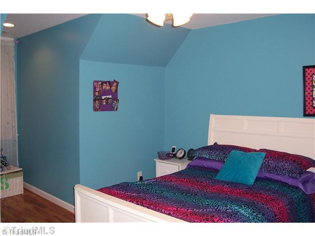 218 Manor Ridge Way Lexington, NC 27292 - Photo 11 of 16 1st Bedroom.