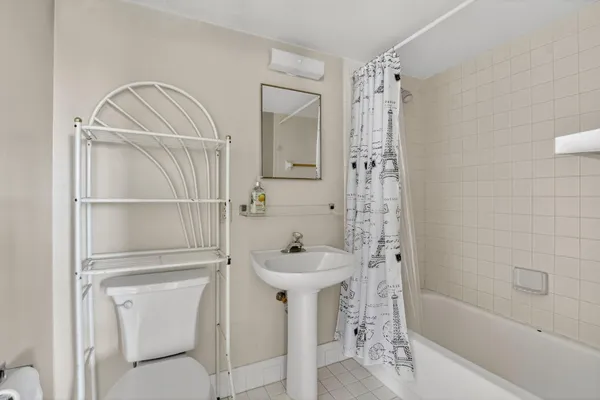 $2,100 | 2236 North Cypress Bend Drive, Unit 508, Pompano Beach, FL 33069