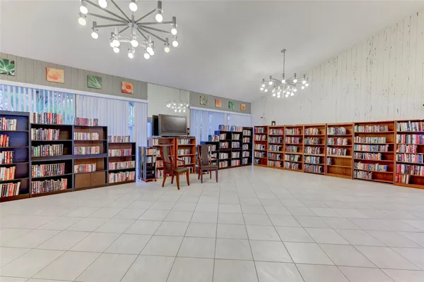 $2,100 | 2236 North Cypress Bend Drive, Unit 508, Pompano Beach, FL 33069