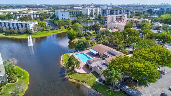 $2,100 | 2236 North Cypress Bend Drive, Unit 508, Pompano Beach, FL 33069