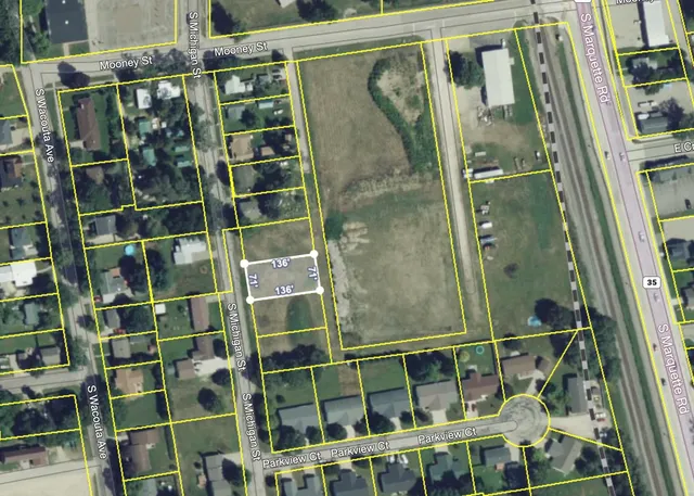 $27,900 | 800 South Michigan Street, Prairie du Chien, WI 53821