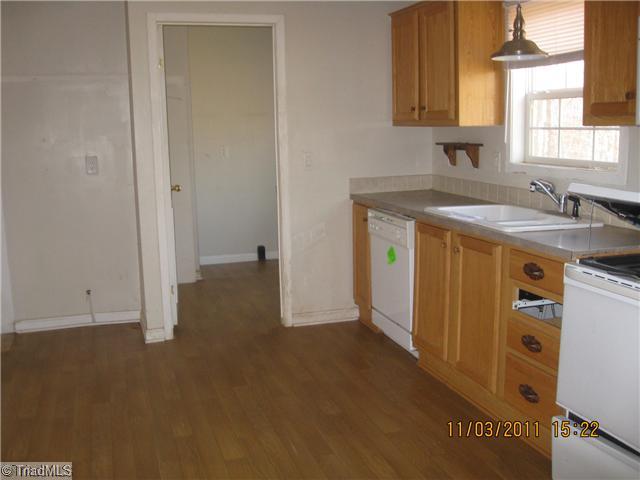 389 Emmons Mine Road Denton, NC 27239 - Photo 3 of 4 Kitchen.