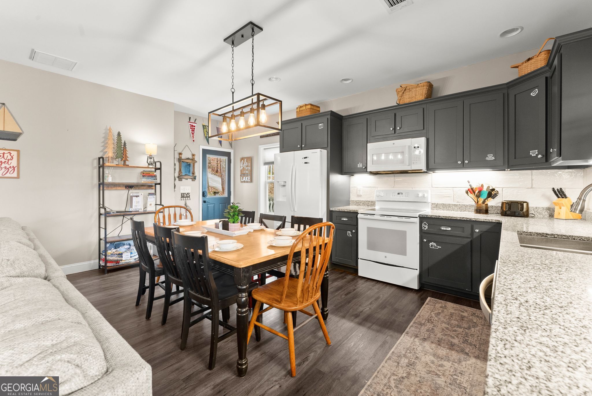 97 Cherokee Road Toccoa, GA 30577 - Photo 7 of 26