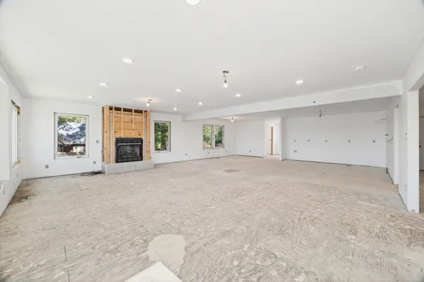 $649,000 | 1295 Covenant Cove Lane, Bath Springs, TN 38311