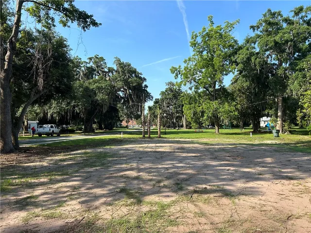 $85,900 | 410 Munro Street, Darien, GA 31305