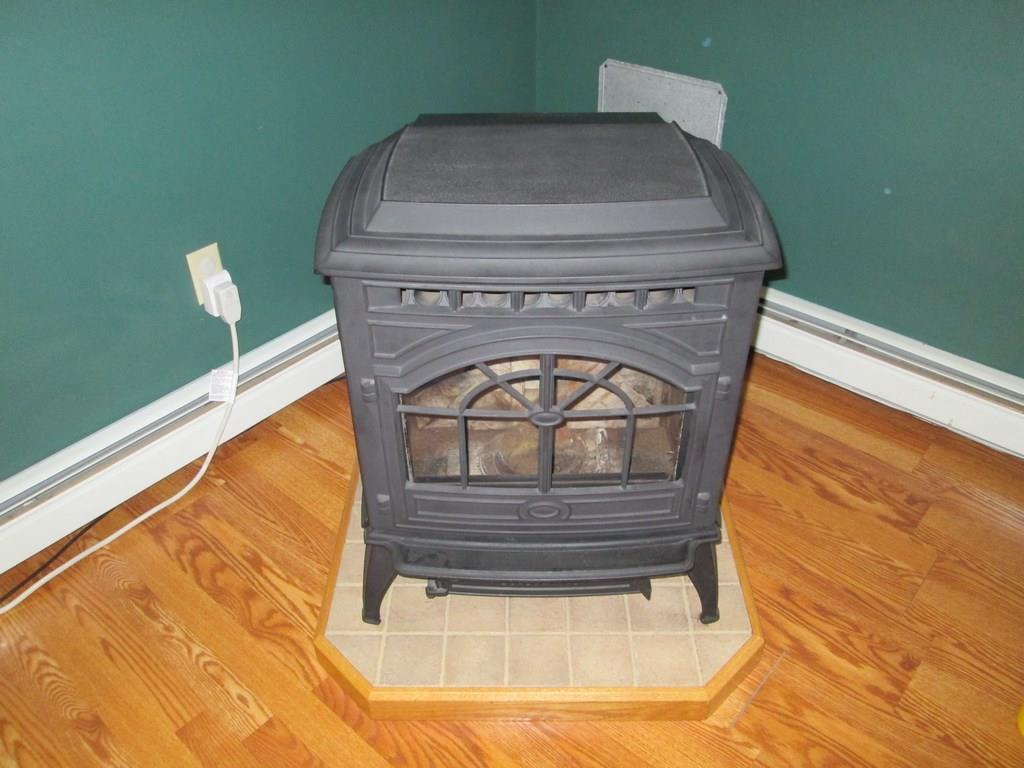 1302 Hudson Road Glenburn, ME 04401 - Photo 5 of 35 Photo
