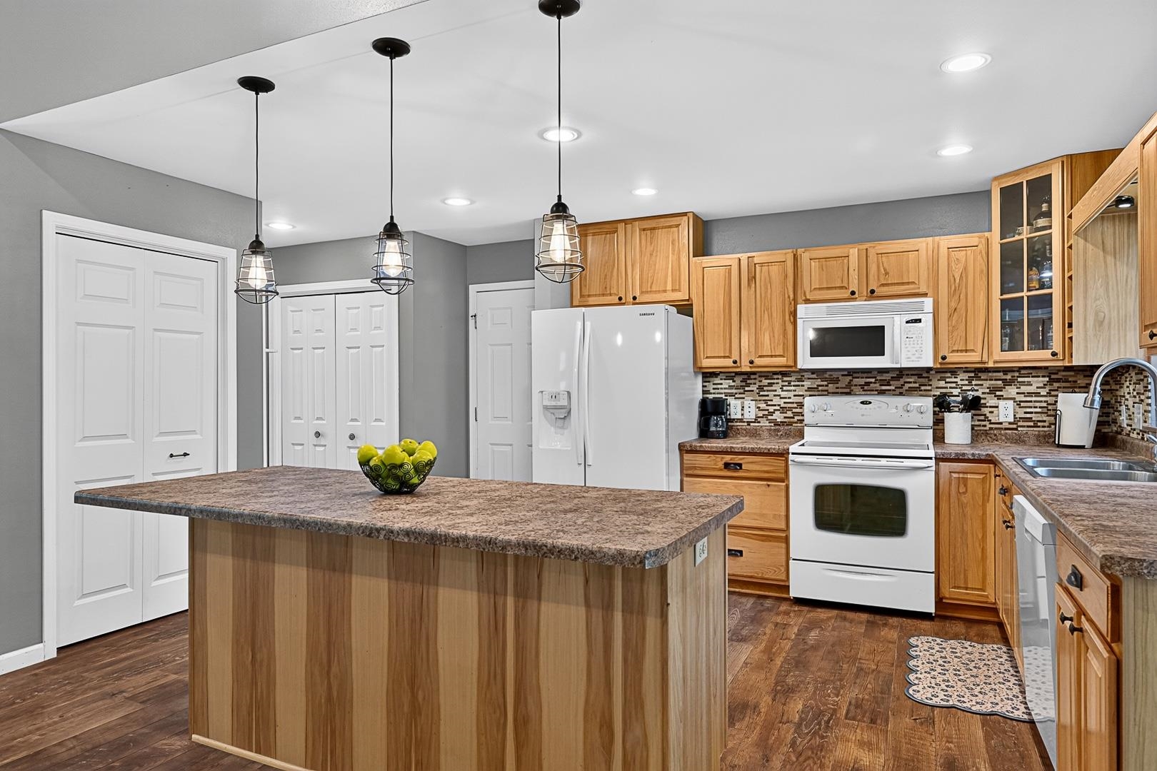 S12951 Ivy Lane Spring Green, WI 53588 - Photo 13 of 42