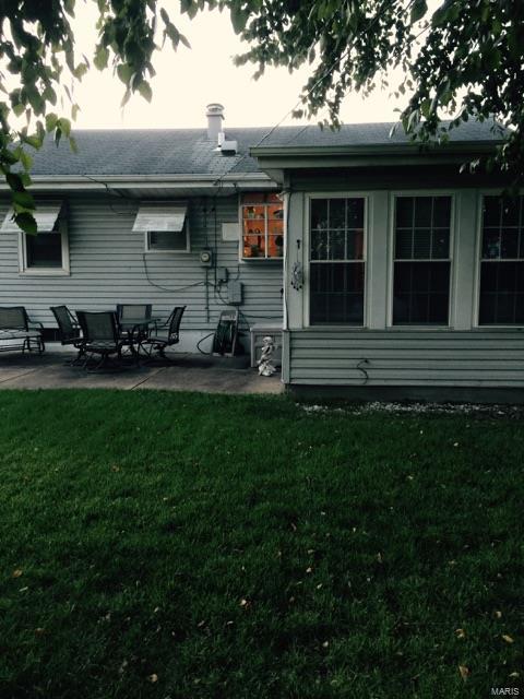 8038 Morgan Ford Road St. Louis, MO 63123 - Photo 13 of 16