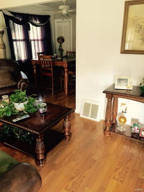 8038 Morgan Ford Road St. Louis, MO 63123 - Photo 9 of 16