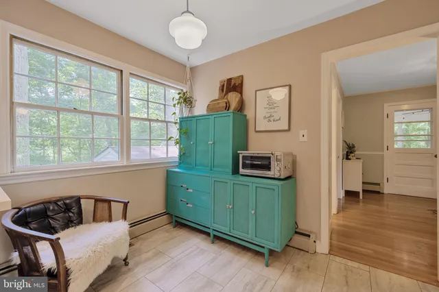 $749,999 | 20720 Warfield Court, Gaithersburg, MD 20882