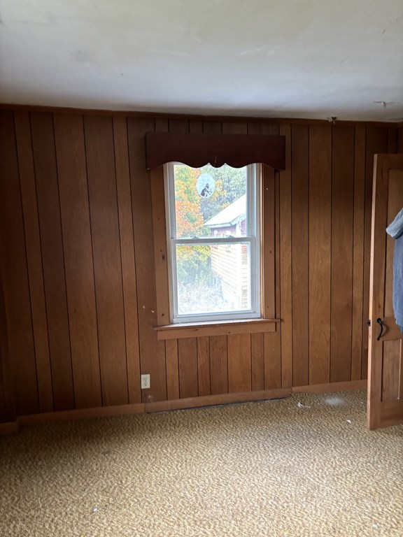 20 South Main Road Otis, MA 01253 - Photo 7 of 19 an empty room with a window