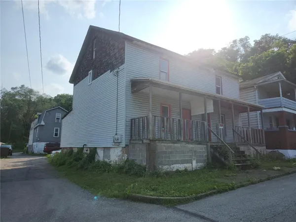 $9,900 | 54 Elm Street, Natrona Heights, PA 15065