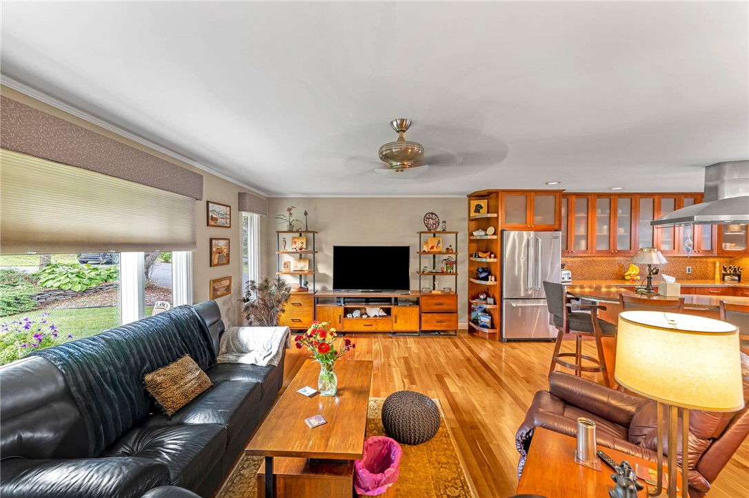 3843 State Street Oneonta, NY 13820 - Photo 6 of 43 Light filled living space -