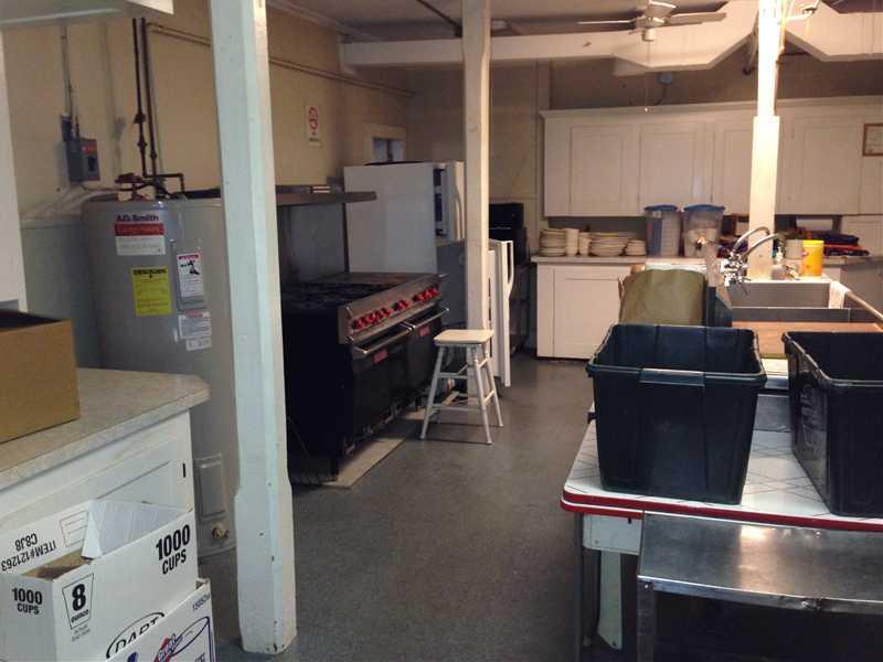 179 Ridgeland Avenue South Portland, ME 04106 - Photo 10 of 21 Kitchen.