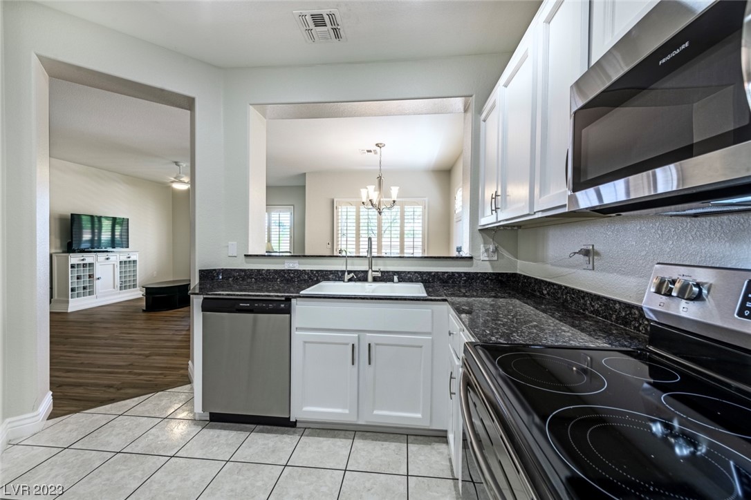 1502 Fieldbrook Street Henderson, NV 89052 - Photo 9 of 32