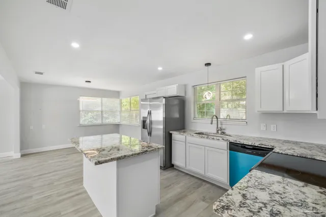 $1,575 | 1029 Kearny Drive, Pensacola, FL 32505