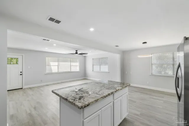 $1,575 | 1029 Kearny Drive, Pensacola, FL 32505