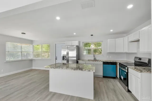 $1,575 | 1029 Kearny Drive, Pensacola, FL 32505