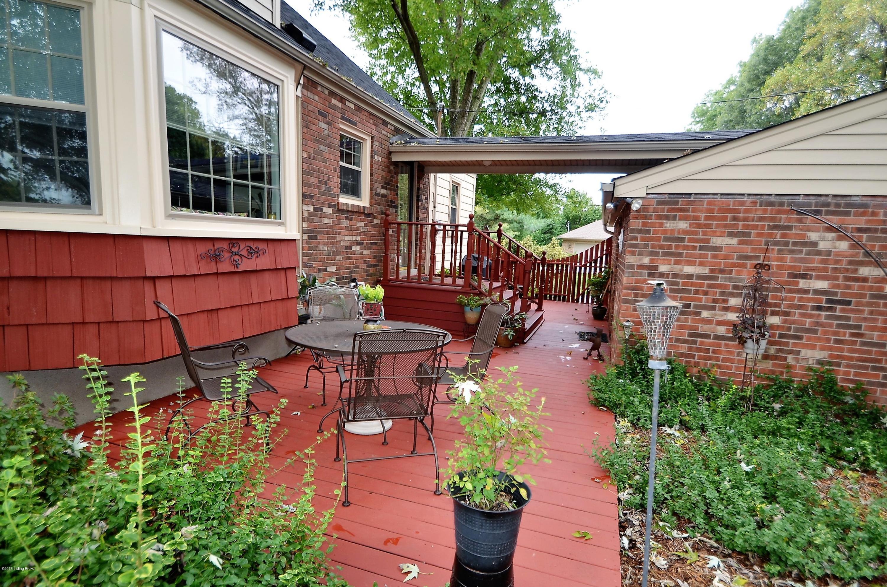 4301 Kinloch Road Louisville, KY 40207 - Photo 4 of 34 DSC_2242 (3)