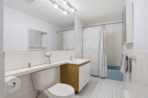 $285,000 | 1321 Worcester Road, Unit 201, Framingham, MA 01701