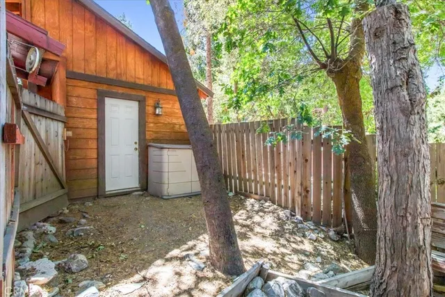 $469,000 | 41062 Pine Drive, Forest Falls, CA 92339