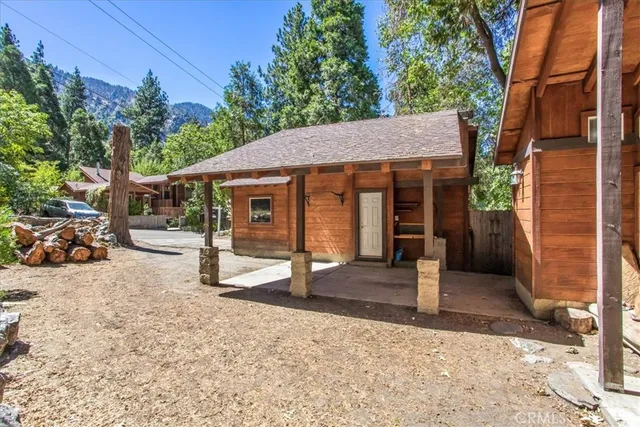 $469,000 | 41062 Pine Drive, Forest Falls, CA 92339