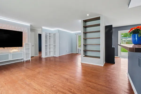 $369,000 | 3310 Fernwood Avenue, Ann Arbor, MI 48108