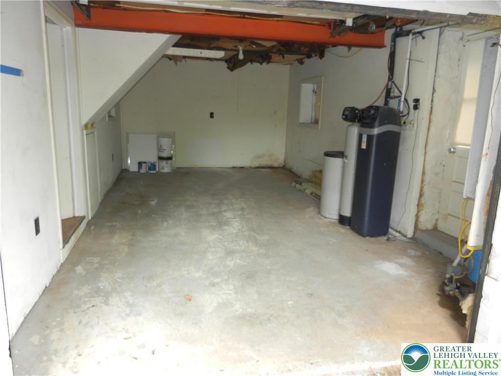 1244 Seidersville Road Bethlehem, PA 18015 - Photo 17 of 17