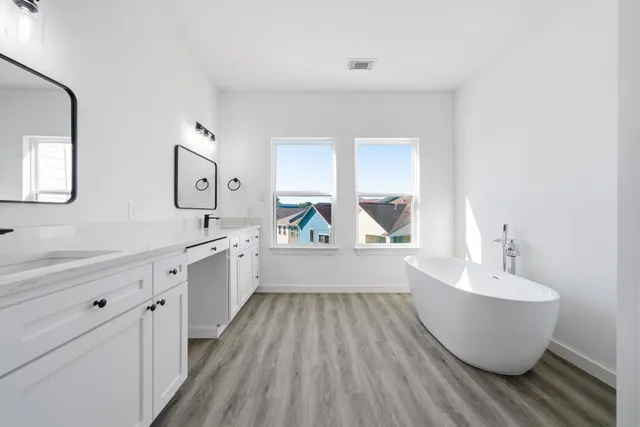 $335,000 | 111 Capetown Way, Conroe, TX 77356