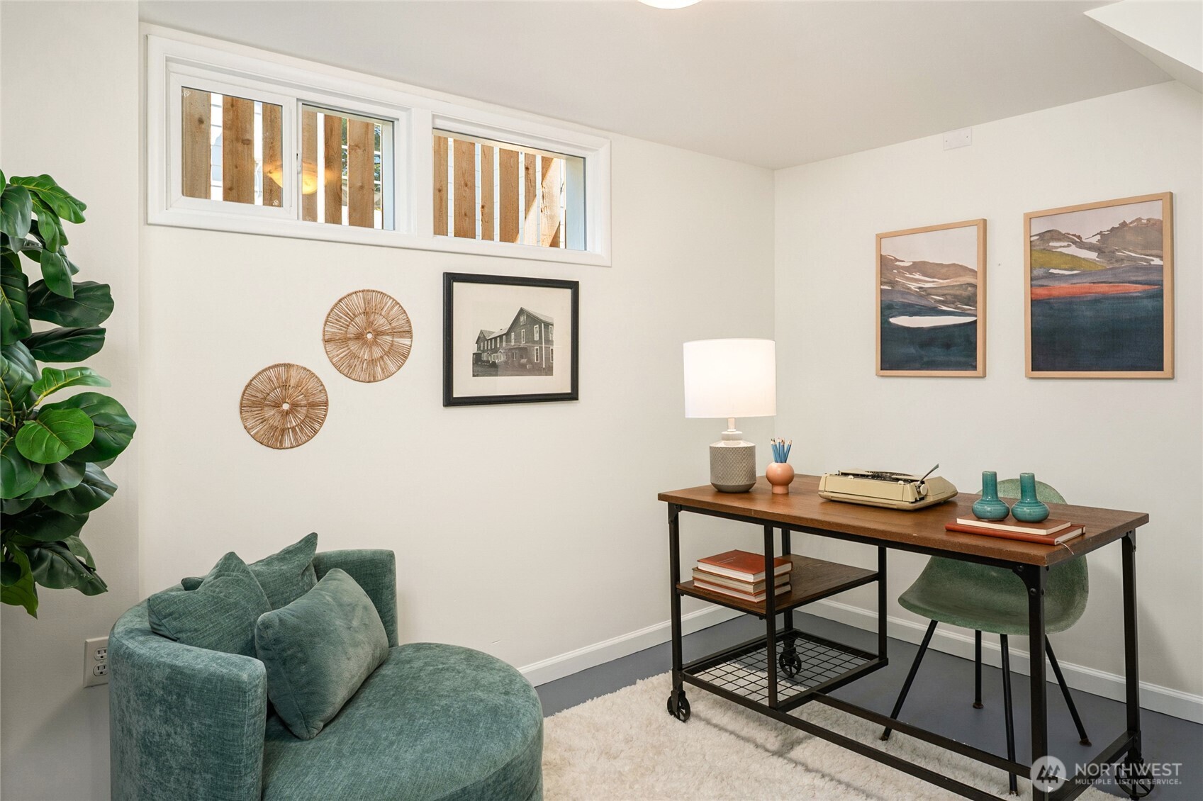 9248 3rd Avenue Northwest Seattle, WA 98117 - Photo 18 of 29