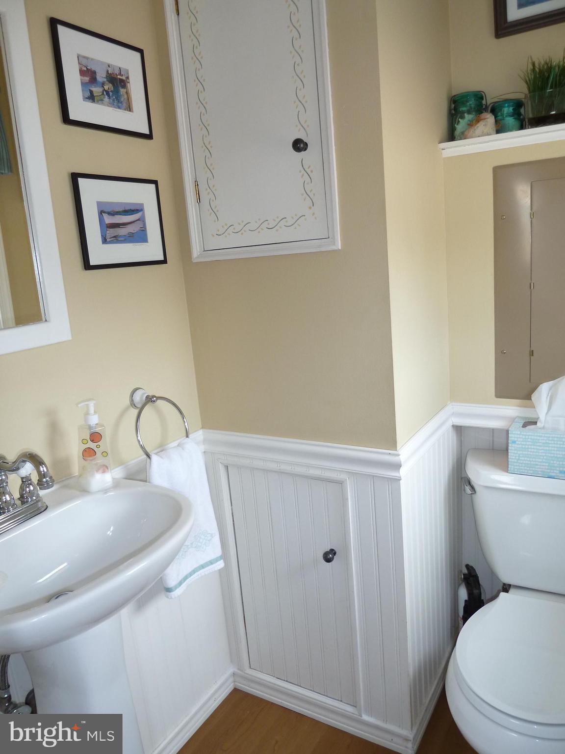 1713 Arlington Road Blue Bell, PA 19422 - Photo 11 of 28 Gallery Image 11
