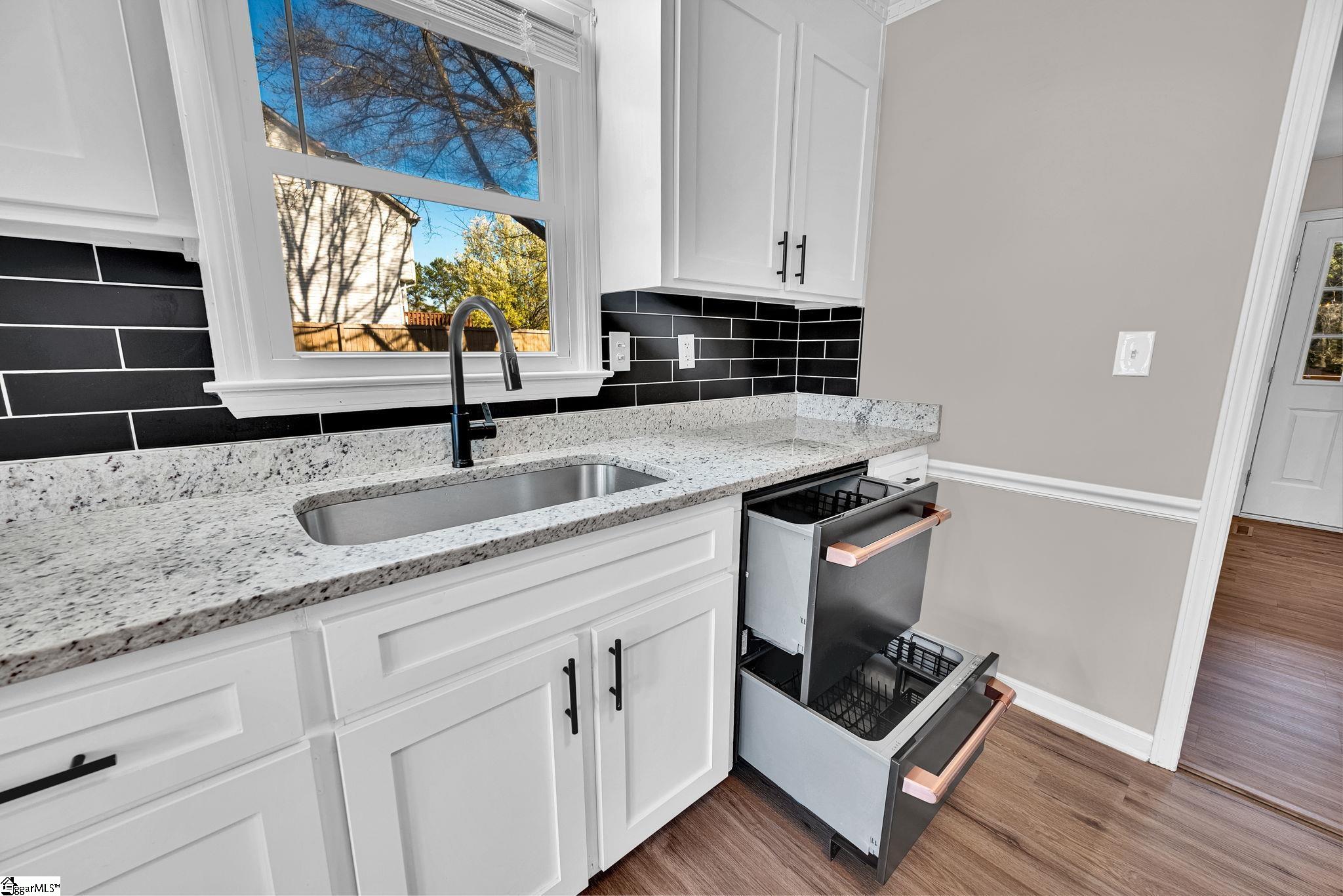 1509 Crestview Road Easley, SC 29642 - Photo 11 of 45