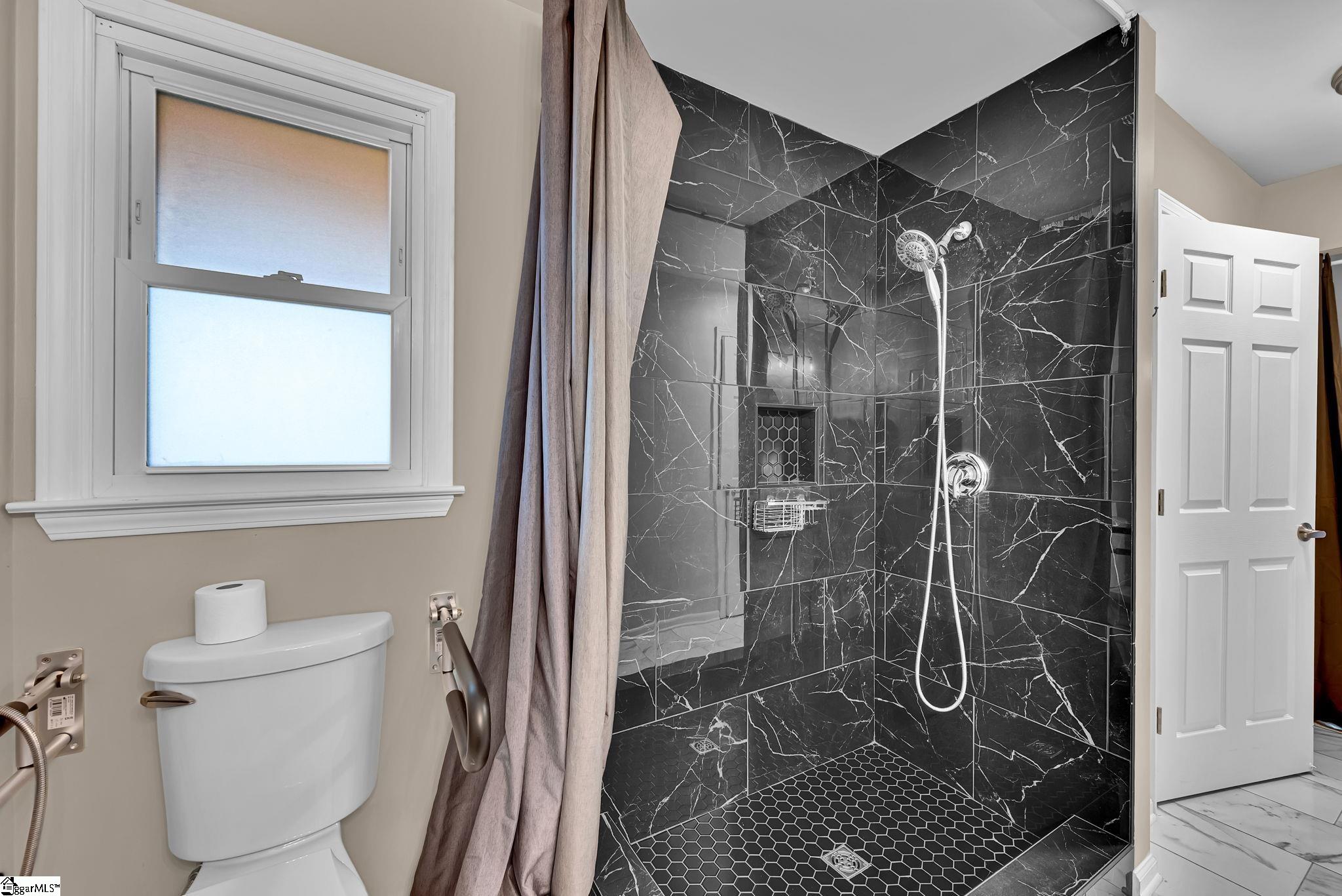 1509 Crestview Road Easley, SC 29642 - Photo 19 of 45