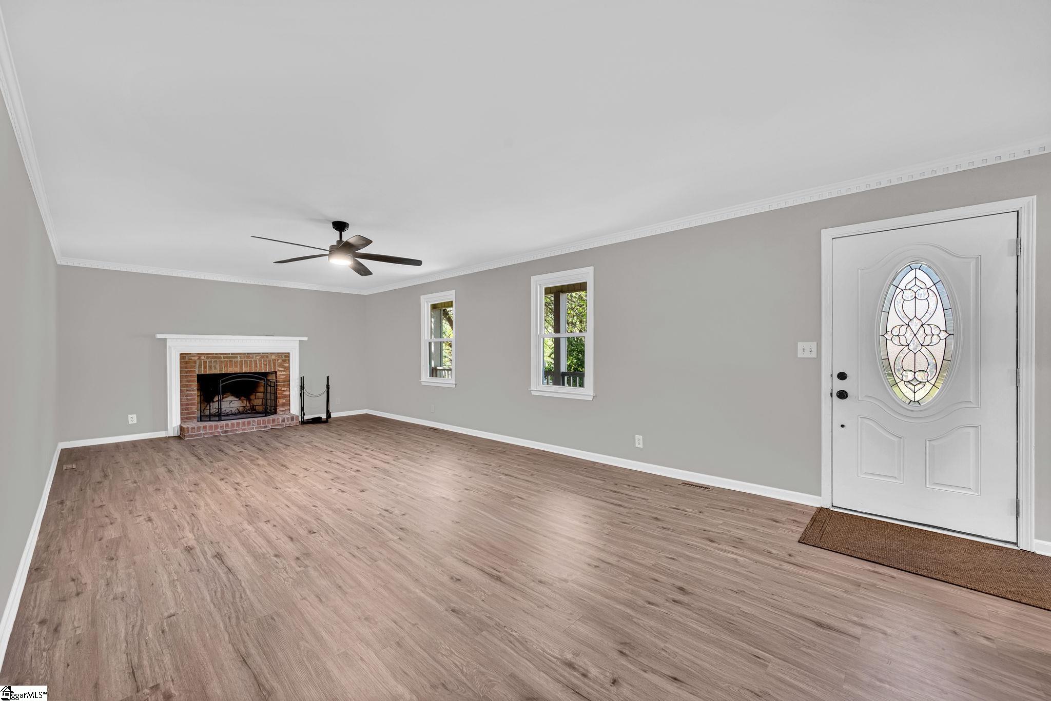1509 Crestview Road Easley, SC 29642 - Photo 3 of 45