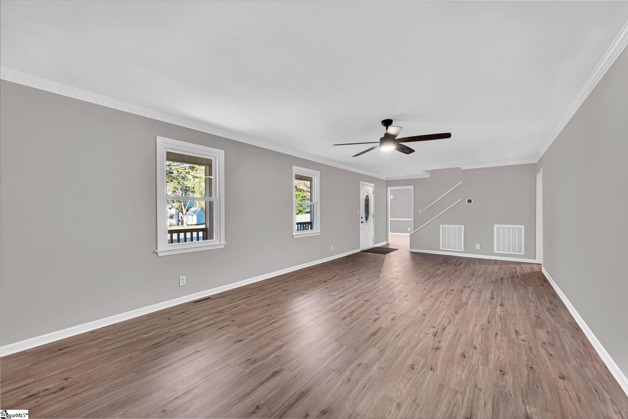 1509 Crestview Road Easley, SC 29642 - Photo 4 of 45