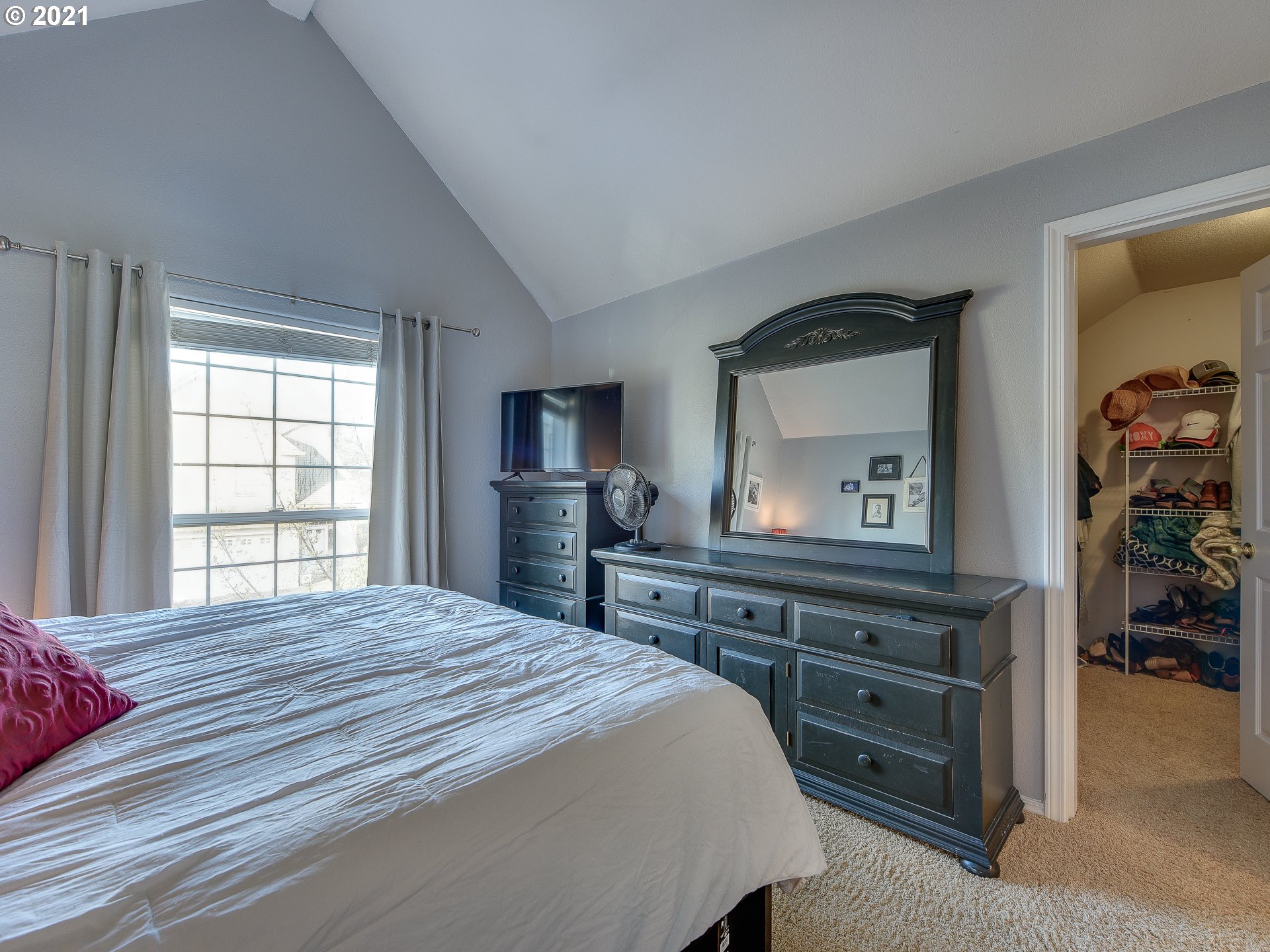 22036 Southwest Grahams Ferry Road, Unit C Tualatin, OR 97062 - Photo 17 of 28 Gallery Image 17