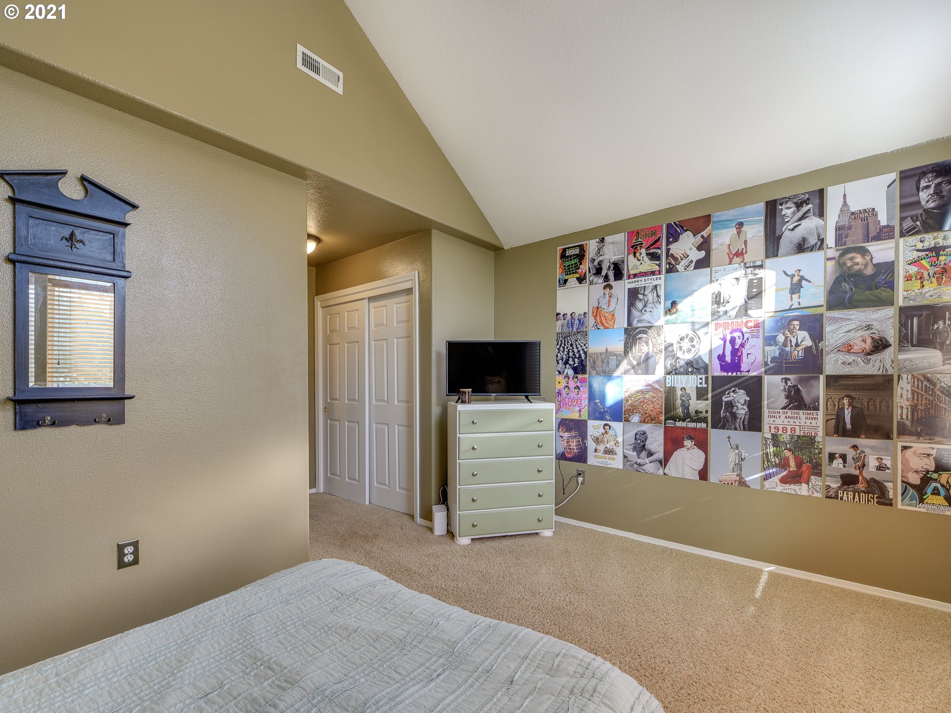 22036 Southwest Grahams Ferry Road, Unit C Tualatin, OR 97062 - Photo 21 of 28 Gallery Image 21